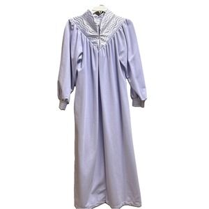 Donna Richard Gilligan & O'Malley S NWT  VTG Purple Fleece Zip Housecoat gown US